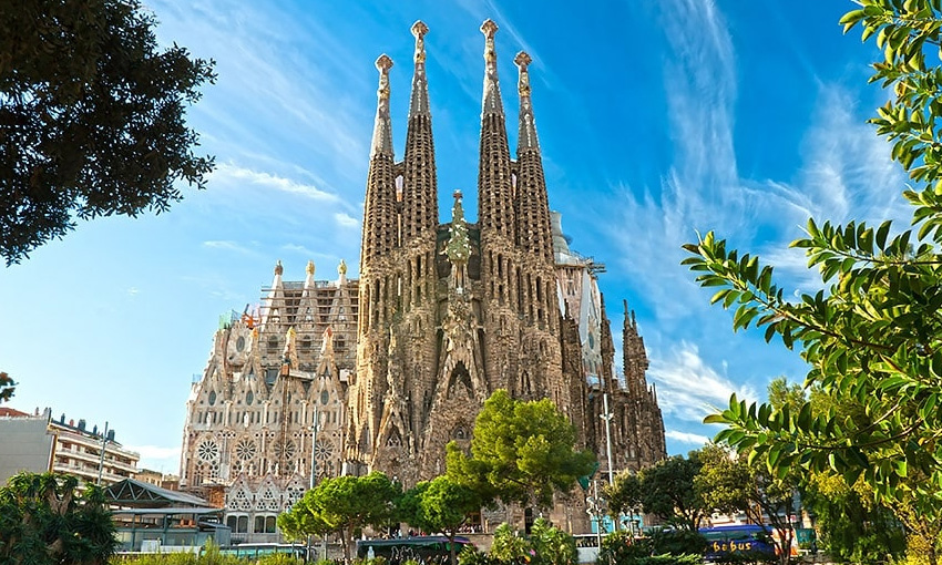 株式会社エス・ティー・ワールド