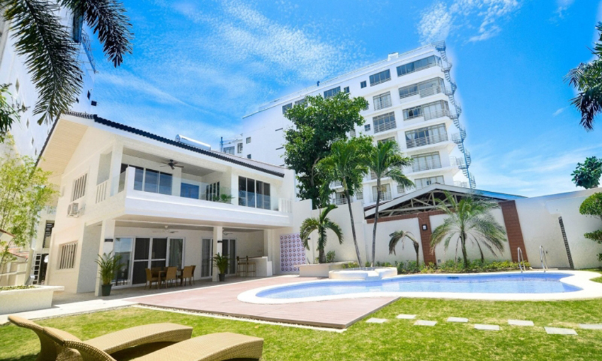 株式会社エス・ティー・ワールド