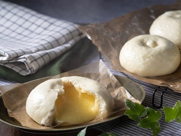 ⑤十勝VALLEYs｜新千歳空港でここだけ買える「ハピまんチーズ」　4種のチーズがとろりと溶け出す中華まん