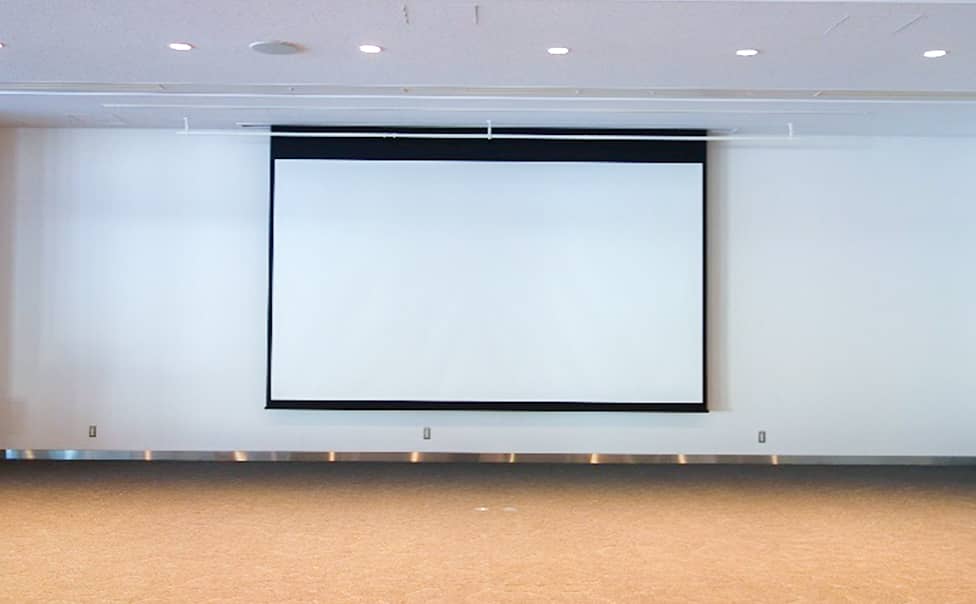 スクリーン（セミナールーム）