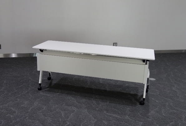 幕板付テーブル