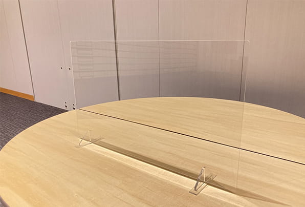 飛沫感染防止パネル （円卓用） 