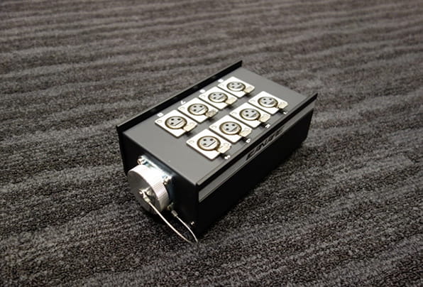 マルチボックス