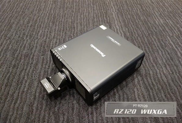 可動式DLPプロジェクター